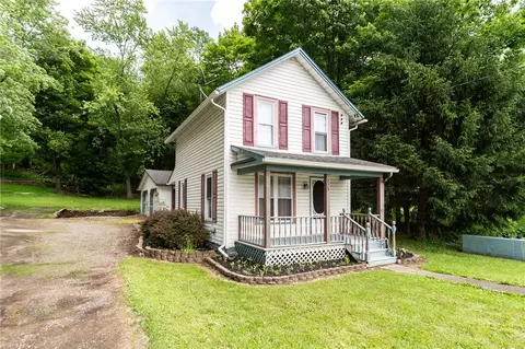 298 N Main St, Warsaw, NY 14569
