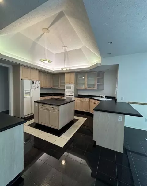 80 Endicar Dr, Irondequoit, NY 14622 photo 9