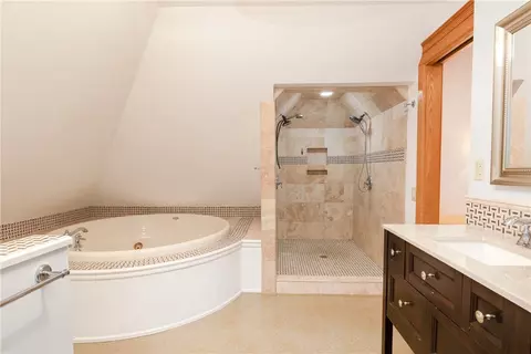 Bath - 173 E 3rd St, Corning, NY 14830 photo 6 of 9
