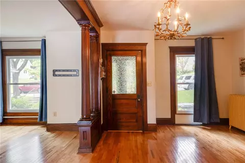 Entry Way - 173 E 3rd St, Corning, NY 14830 photo 2 of 4