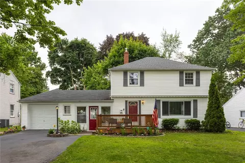 Exterior - 387 Brandon Rd, Irondequoit, NY 14622 photo 2 of 8