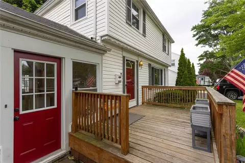 Exterior - 387 Brandon Rd, Irondequoit, NY 14622 photo 3 of 8