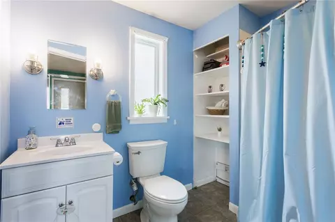 Bath - 387 Brandon Rd, Irondequoit, NY 14622 photo 2 of 4