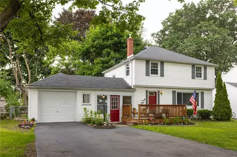 387 Brandon Rd, Irondequoit, NY 14622