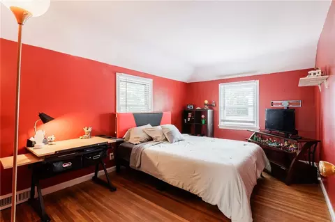 Bedroom - 387 Brandon Rd, Irondequoit, NY 14622 photo 1 of 5