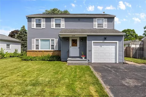 1194 N Winton Rd, Irondequoit, NY 14609