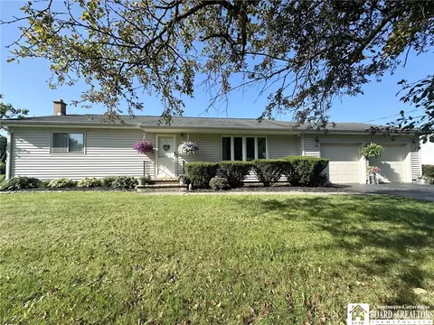 18 Everett St, Carroll, NY 14738