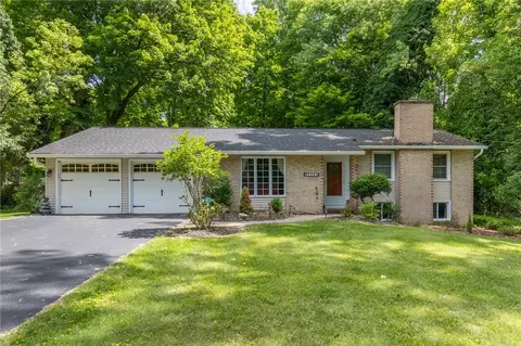 230 Panorama Trl, Rochester, NY 14625