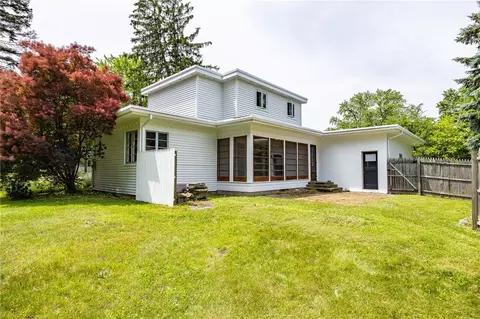 Exterior - 2000 Titus Ave, Irondequoit, NY 14622 photo 11 of 14