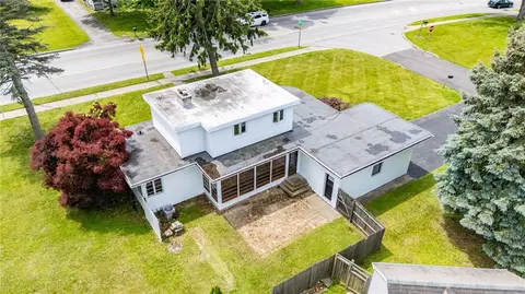 View/Area - 2000 Titus Ave, Irondequoit, NY 14622 photo 5 of 8
