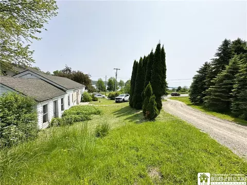 3213 Route 394, North Harmony, NY 14710