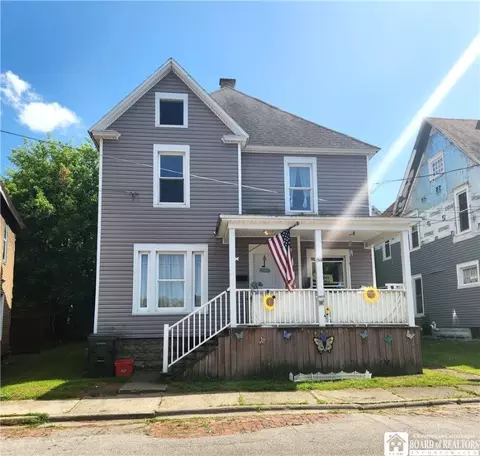 84 Victoria Ave, Jamestown, NY 14701