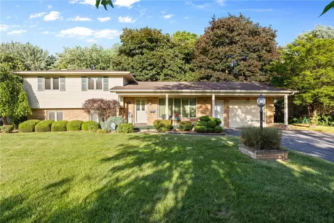 204 Candy Ln, Greece, NY 14615