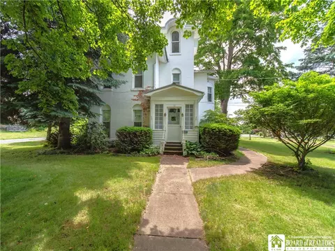 12 Central Ave, Portland, NY 14769