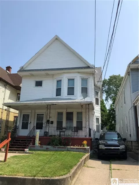 88 Parkview Ave, Buffalo, NY 14210