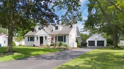 746 Dewitt Rd, Webster, NY 14580