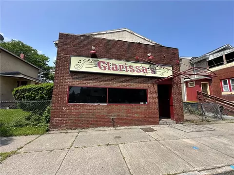 293 Clarissa St, Rochester, NY 14608