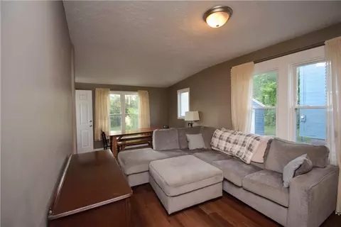 166 Burwell Rd, Irondequoit, NY 14617 photo 12
