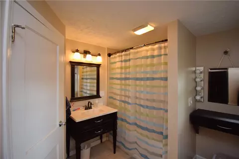 166 Burwell Rd, Irondequoit, NY 14617 photo 28
