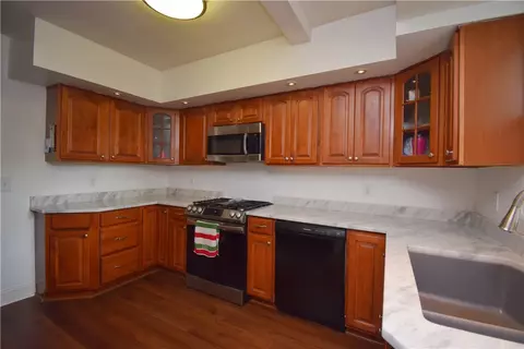 166 Burwell Rd, Irondequoit, NY 14617 photo 6
