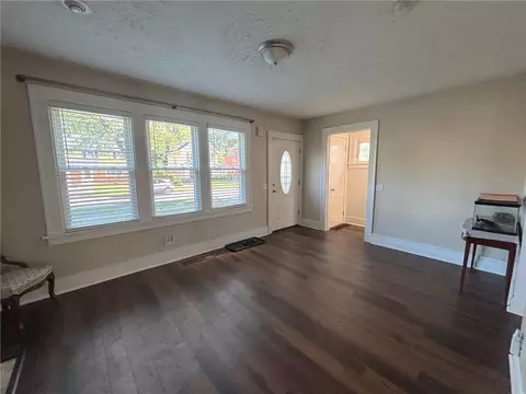 166 Burwell Rd, Irondequoit, NY 14617 photo 5