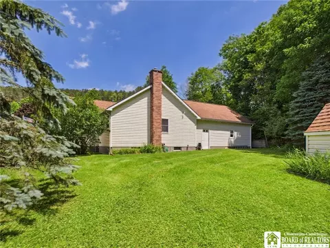 Exterior - 1501 Windfall Rd, Olean, NY 14760 photo 7 of 16