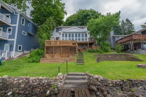 4232 E Lake Rd, Livonia, NY 14487