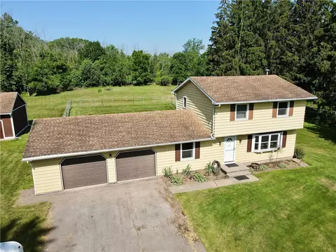 4911 Redman Rd, Sweden, NY 14420