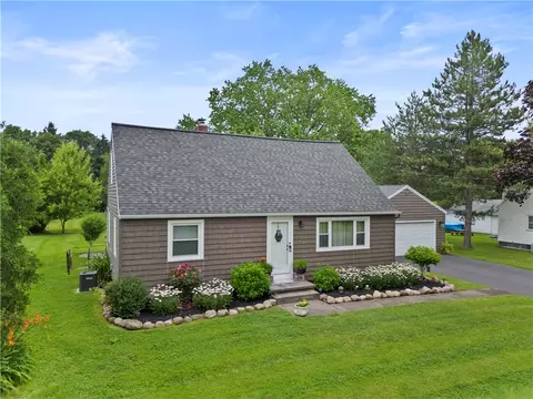 650 Ogden Parma Tl Rd, Parma, NY 14559