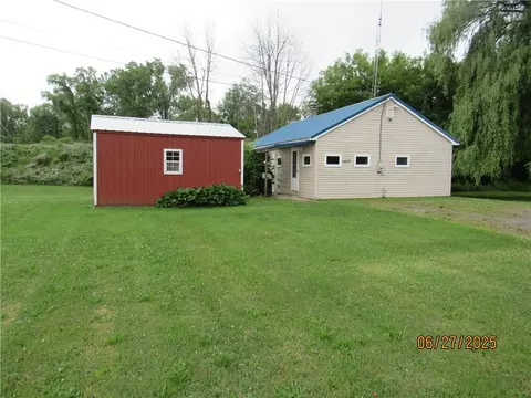 11472 Route 31, Galen, NY 14433