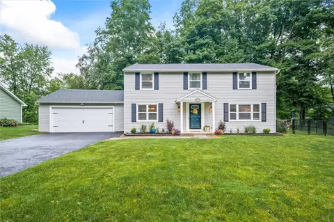 3389 Orchid Cres, Walworth, NY 14568