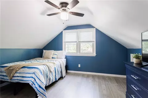 Bedroom - 407 Bleacker Rd, Irondequoit, NY 14609 photo 4 of 4