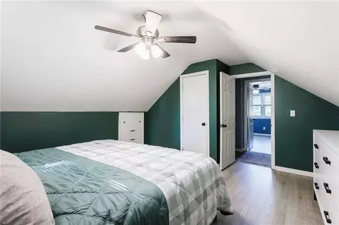 Bedroom - 407 Bleacker Rd, Irondequoit, NY 14609 photo 3 of 4