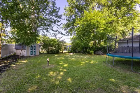 Exterior - 407 Bleacker Rd, Irondequoit, NY 14609 photo 3 of 3