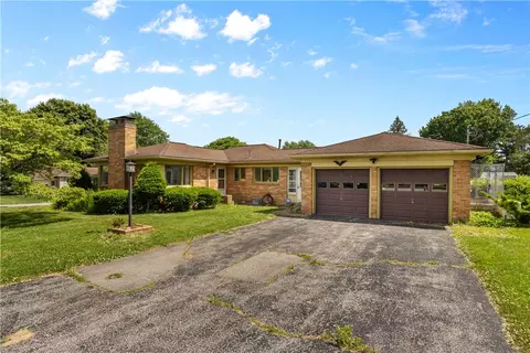 127 Viewcrest Dr, Irondequoit, NY 14609 photo 33