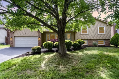 55 Creighton Ln, Greece, NY 14612
