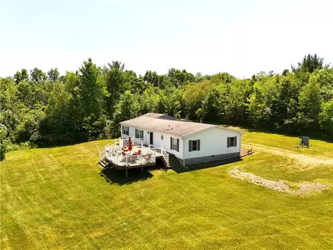 8062 Brown Rd, Prattsburgh, NY 14873