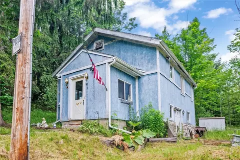 6833 County Route 7, Prattsburgh, NY 14873