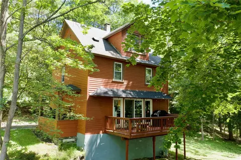 2 Lincoln St, Oneonta, NY 13820
