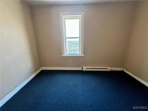 Bedroom - 36 Hoffman Pl, Buffalo, NY 14207 photo 2 of 3