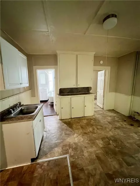 Kitchen - 36 Hoffman Pl, Buffalo, NY 14207 photo 3 of 3