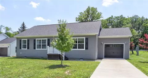 240 Plum Point Rd #17, Milo, NY 14842