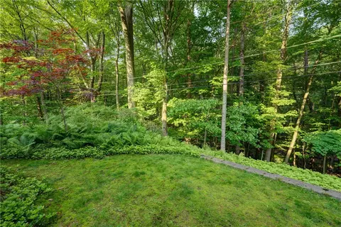 120 Scotch Ln, Irondequoit, NY 14617 photo 21