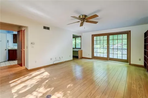 120 Scotch Ln, Irondequoit, NY 14617 photo 8