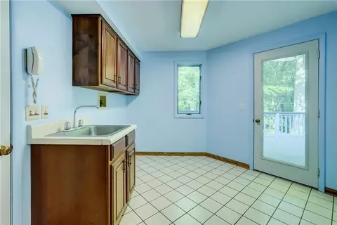120 Scotch Ln, Irondequoit, NY 14617 photo 17