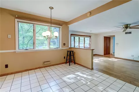 120 Scotch Ln, Irondequoit, NY 14617 photo 7