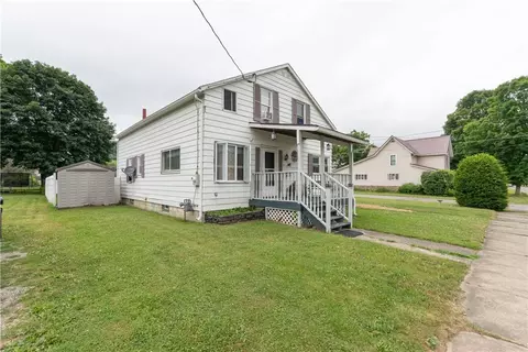 82 Maple St, Canisteo, NY 14823