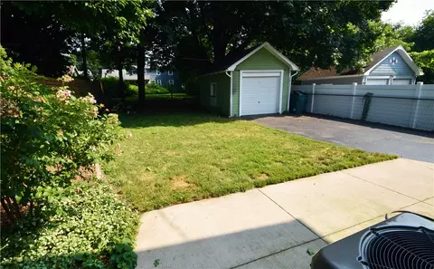 20 Clarington St, Irondequoit, NY 14609 photo 30