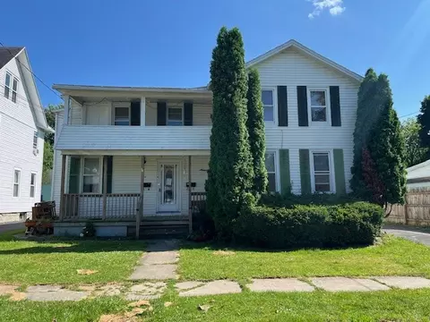 110 Cottage St, Auburn, NY 13021