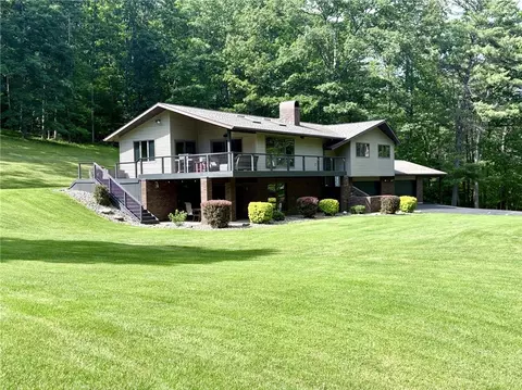 89 Breed Holw Rd, Horseheads, NY 14845